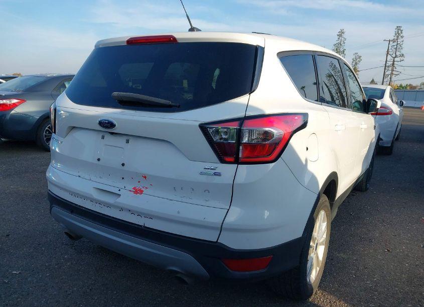 Photo 4 of 2017 Ford Escape SE (VIN 1FMCU9GD8HUC98666)
