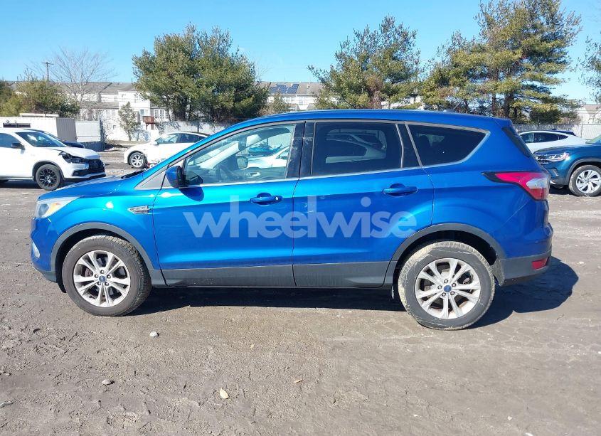 Photo 14 of 2017 Ford Escape SE (VIN 1FMCU9GD8HUD80963)