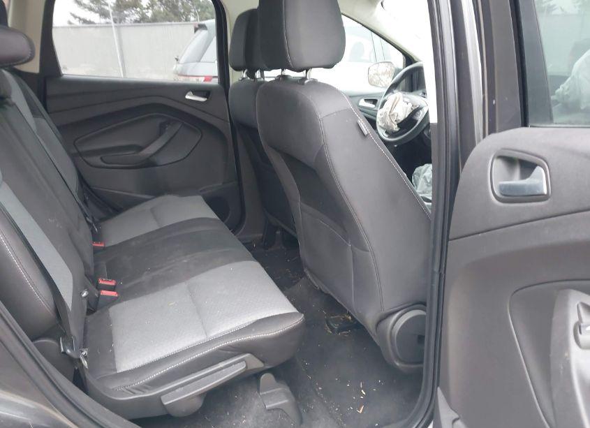 Photo 8 of 2017 Ford Escape SE (VIN 1FMCU9GD8HUE75894)