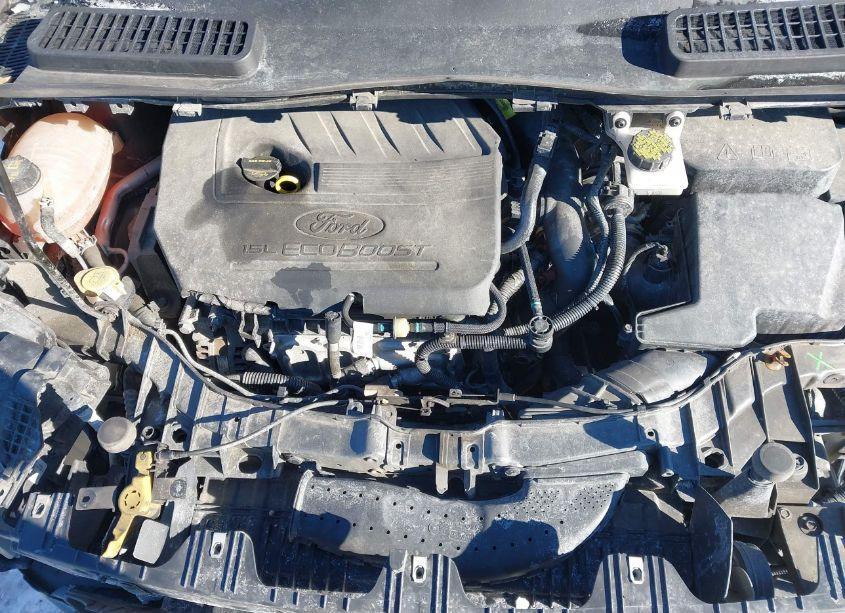 Photo 10 of 2017 Ford Escape SE (VIN 1FMCU9GD8HUE88564)