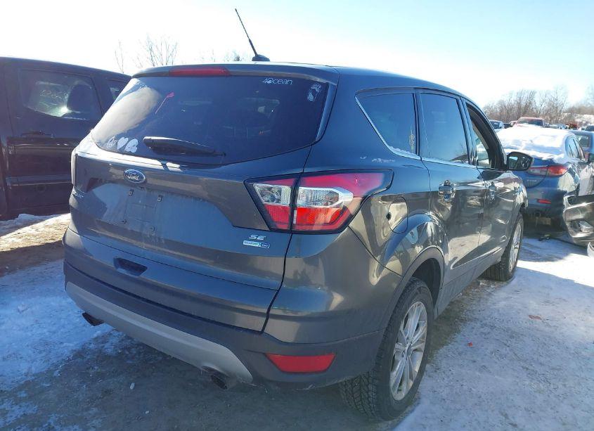 Photo 4 of 2017 Ford Escape SE (VIN 1FMCU9GD8HUE88564)
