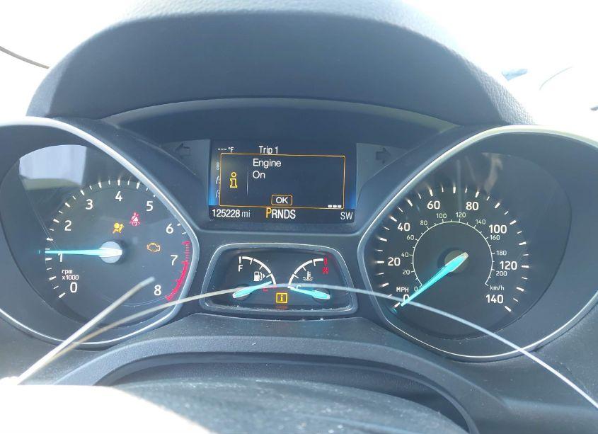 Photo 7 of 2017 Ford Escape SE (VIN 1FMCU9GD8HUE88564)