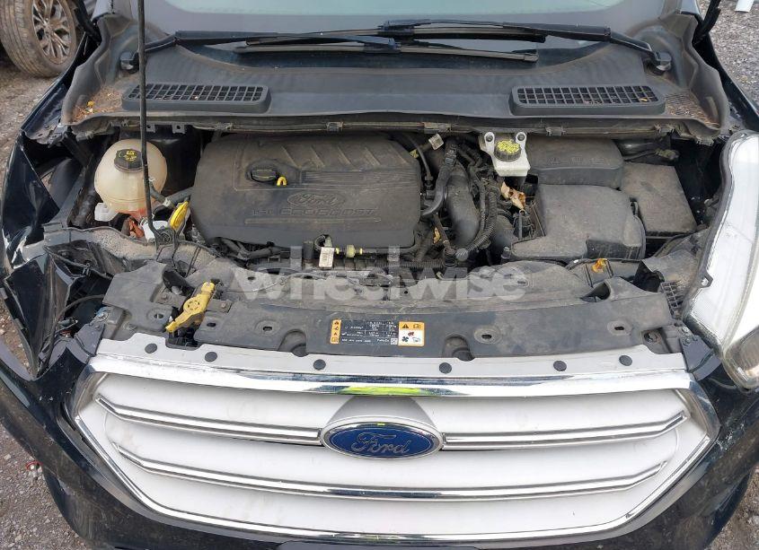 Photo 10 of 2018 Ford Escape SE (VIN 1FMCU9GD8JUA01367)