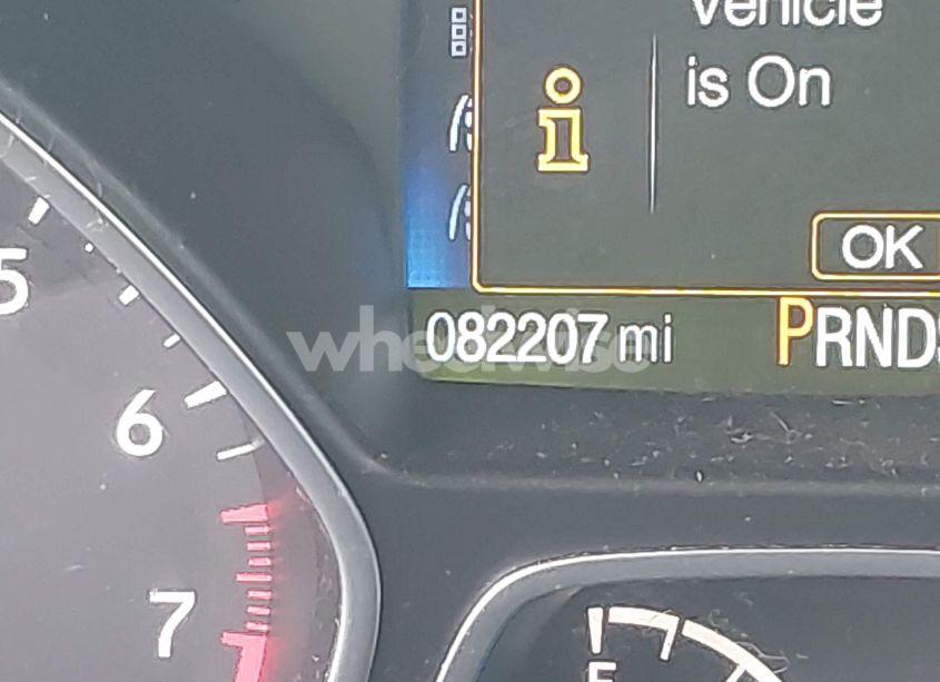 Photo 16 of 2018 Ford Escape SE (VIN 1FMCU9GD8JUA01367)