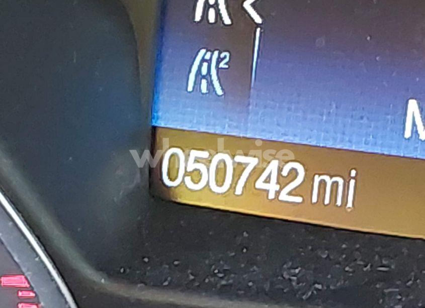 Photo 15 of 2018 Ford Escape SE (VIN 1FMCU9GD8JUA15916)