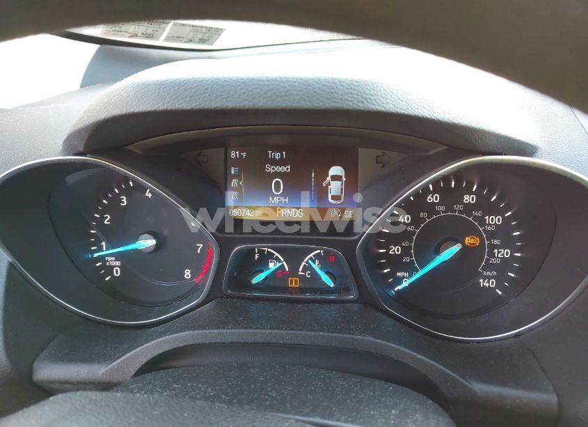 Photo 7 of 2018 Ford Escape SE (VIN 1FMCU9GD8JUA15916)