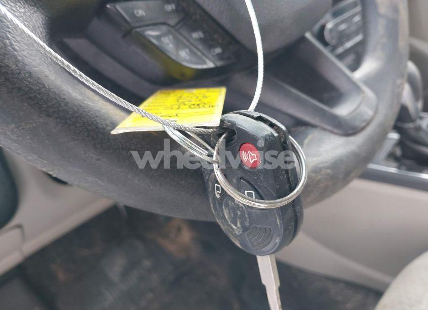 Photo 11 of 2018 Ford Escape SE (VIN 1FMCU9GD8JUA39519)