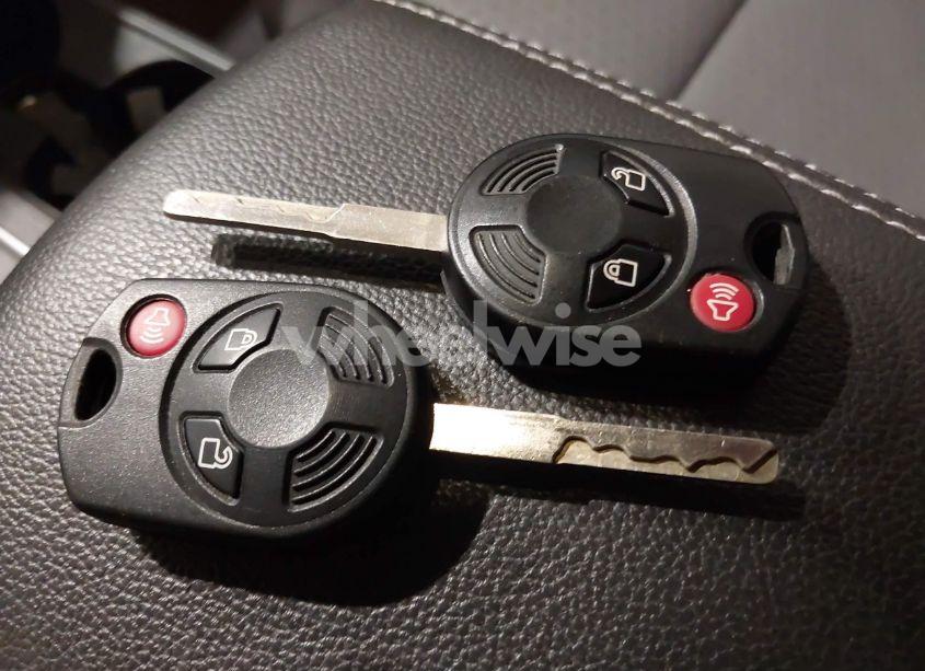 Photo 11 of 2018 Ford Escape SE (VIN 1FMCU9GD8JUB13473)