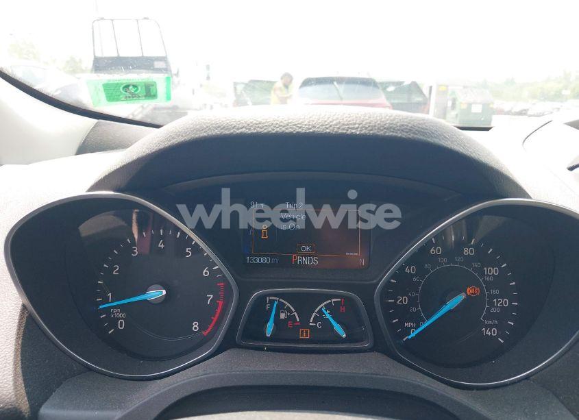 Photo 7 of 2018 Ford Escape SE (VIN 1FMCU9GD8JUB18379)