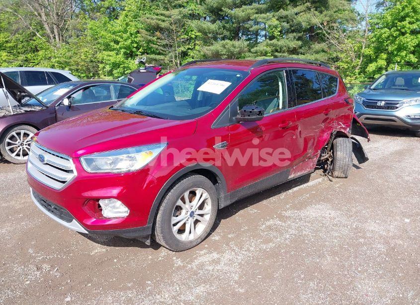 Photo 2 of 2018 Ford Escape SE (VIN 1FMCU9GD8JUB33366)