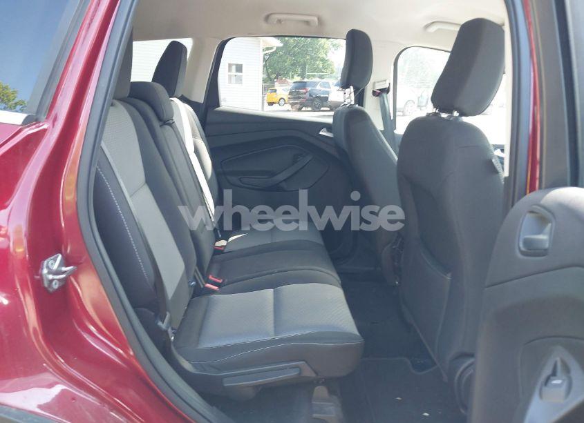 Photo 8 of 2018 Ford Escape SE (VIN 1FMCU9GD8JUB33366)