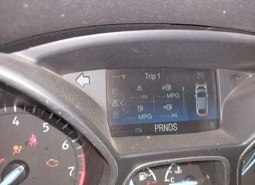 Photo 7 of 2018 Ford Escape SE (VIN 1FMCU9GD8JUB33562)