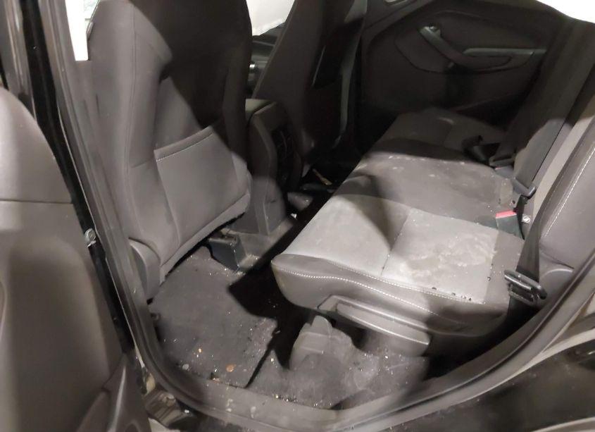 Photo 8 of 2018 Ford Escape SE (VIN 1FMCU9GD8JUB33562)