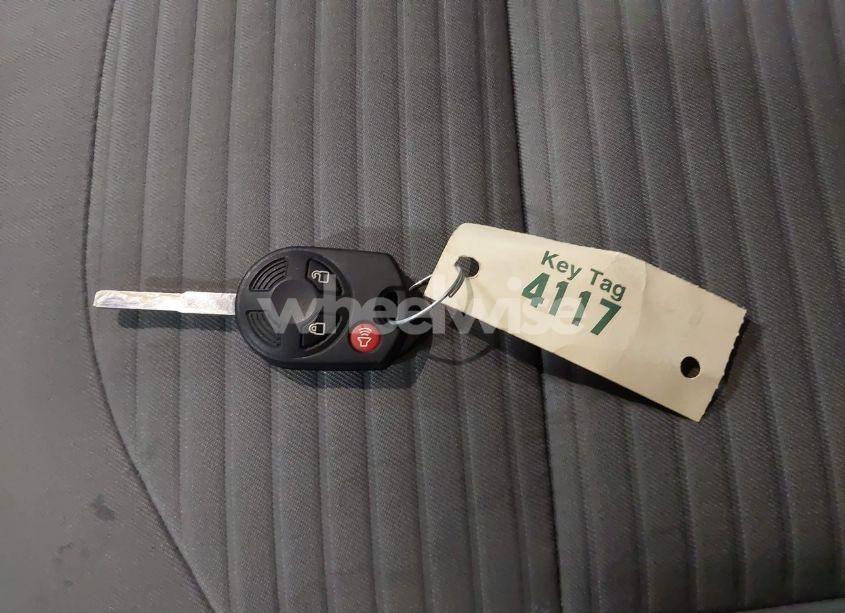 Photo 11 of 2018 Ford Escape SE (VIN 1FMCU9GD8JUC47691)