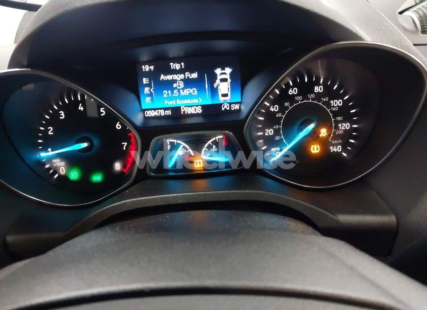 Photo 7 of 2018 Ford Escape SE (VIN 1FMCU9GD8JUC47691)