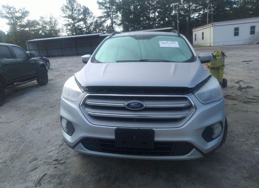 Photo 11 of 2018 Ford Escape SE (VIN 1FMCU9GD8JUD01913)