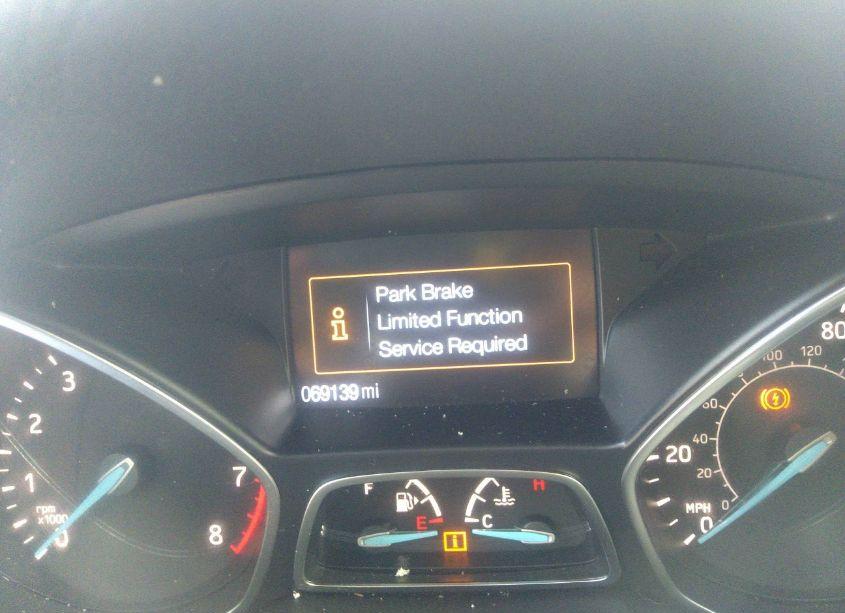 Photo 14 of 2018 Ford Escape SE (VIN 1FMCU9GD8JUD01913)