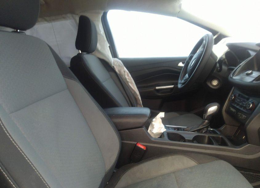 Photo 5 of 2018 Ford Escape SE (VIN 1FMCU9GD8JUD01913)