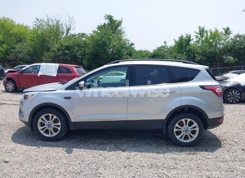 Photo 14 of 2018 Ford Escape SE (VIN 1FMCU9GD8JUD48925)