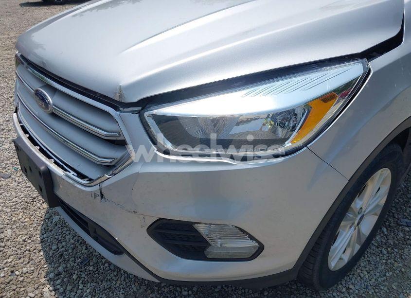 Photo 17 of 2018 Ford Escape SE (VIN 1FMCU9GD8JUD48925)