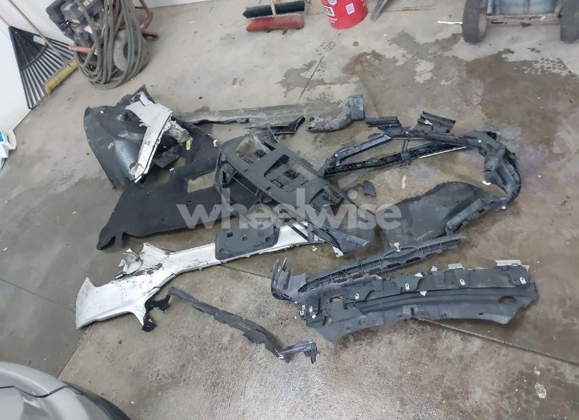 Photo 11 of 2019 Ford Escape SE (VIN 1FMCU9GD8KUA45404)