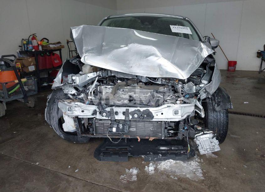 Photo 6 of 2019 Ford Escape SE (VIN 1FMCU9GD8KUA45404)