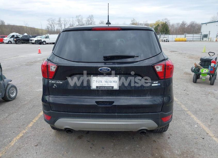 Photo 16 of 2019 Ford Escape SE (VIN 1FMCU9GD8KUB56356)