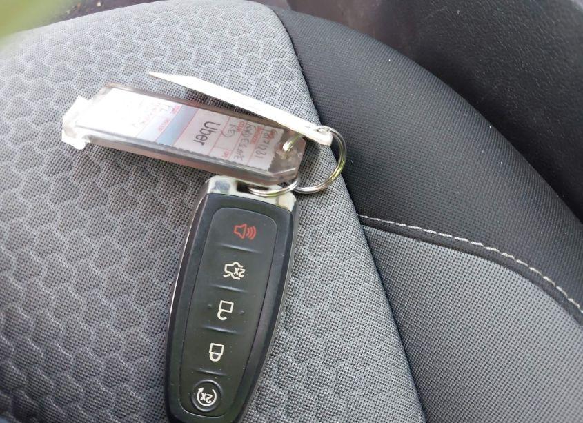 Photo 11 of 2019 Ford Escape SE (VIN 1FMCU9GD8KUB92094)