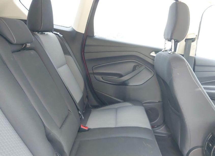 Photo 8 of 2019 Ford Escape SE (VIN 1FMCU9GD8KUB92094)