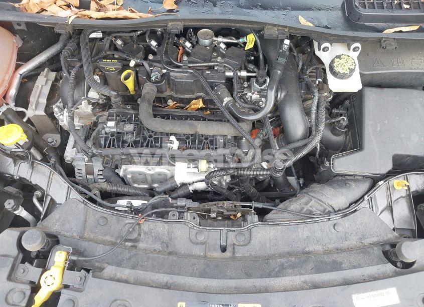 Photo 10 of 2019 Ford Escape SE (VIN 1FMCU9GD8KUC33968)