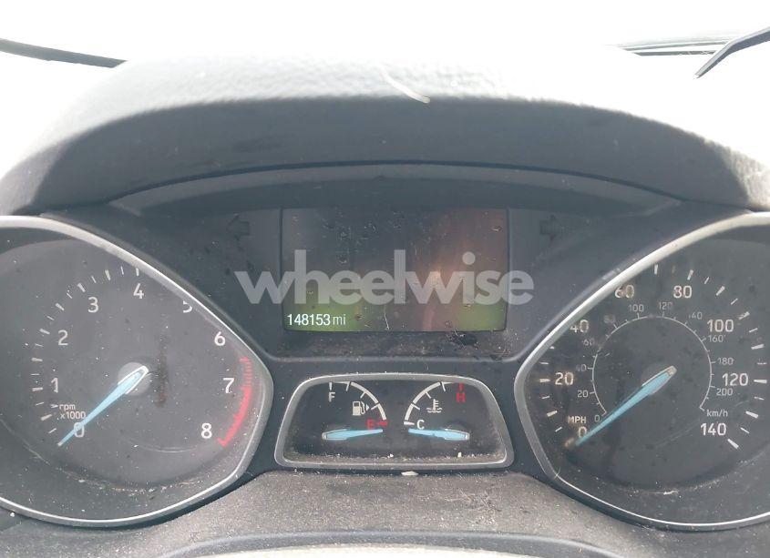 Photo 7 of 2017 Ford Escape SE (VIN 1FMCU9GD9HUB00290)