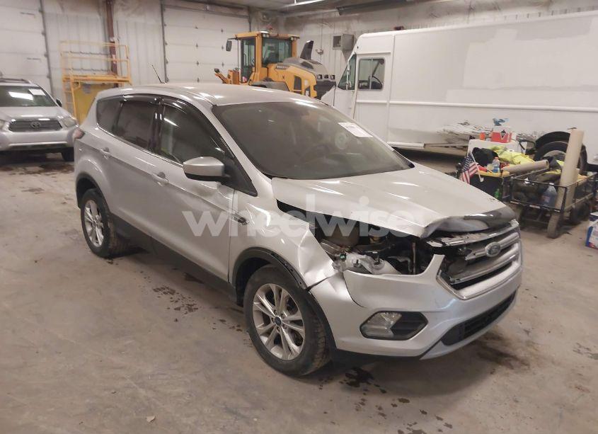 Photo 6 of 2017 Ford Escape SE (VIN 1FMCU9GD9HUB10480)