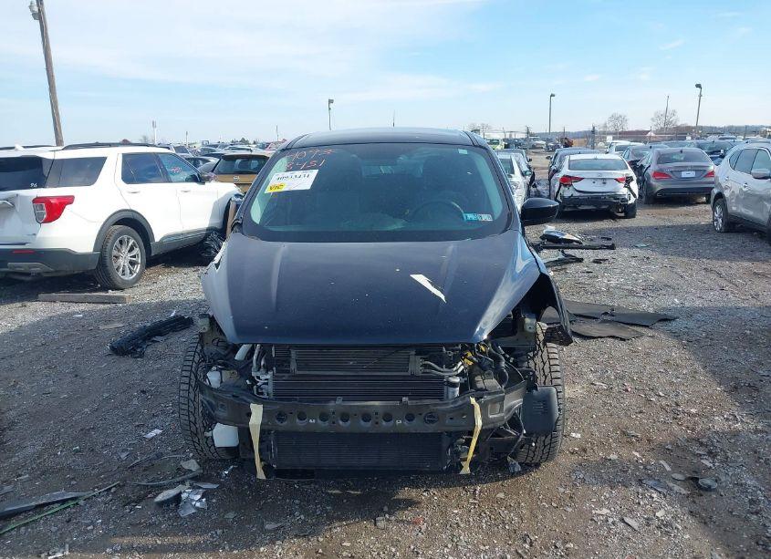 Photo 13 of 2017 Ford Escape SE (VIN 1FMCU9GD9HUB64538)