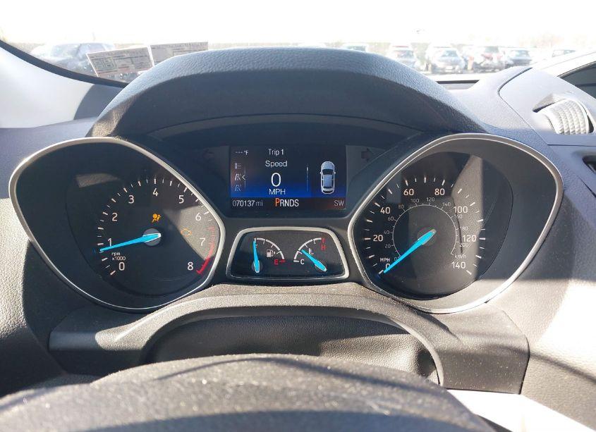 Photo 7 of 2017 Ford Escape SE (VIN 1FMCU9GD9HUB64538)