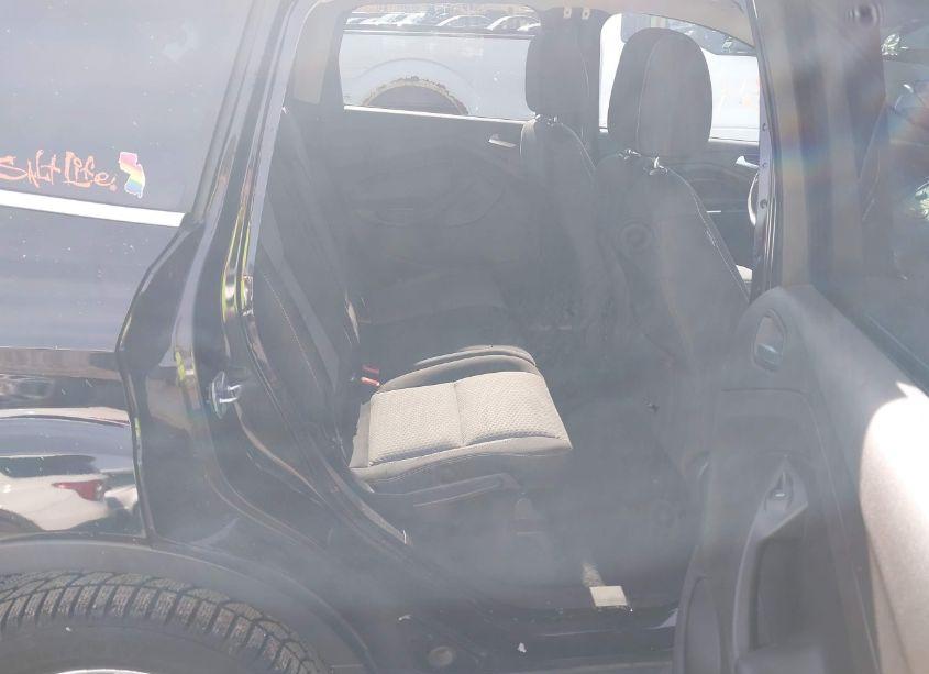 Photo 8 of 2017 Ford Escape SE (VIN 1FMCU9GD9HUB64538)