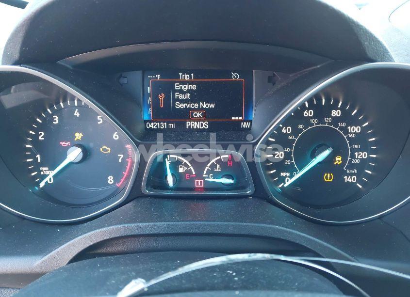 Photo 7 of 2017 Ford Escape SE (VIN 1FMCU9GD9HUB65639)