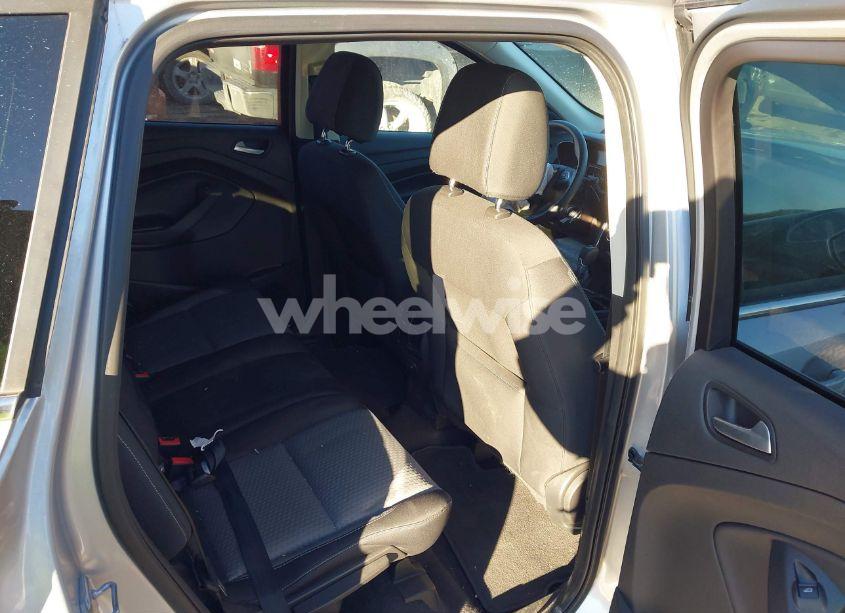 Photo 8 of 2017 Ford Escape SE (VIN 1FMCU9GD9HUB65639)