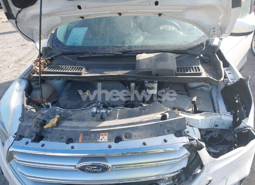Photo 10 of 2017 Ford Escape SE (VIN 1FMCU9GD9HUB76642)