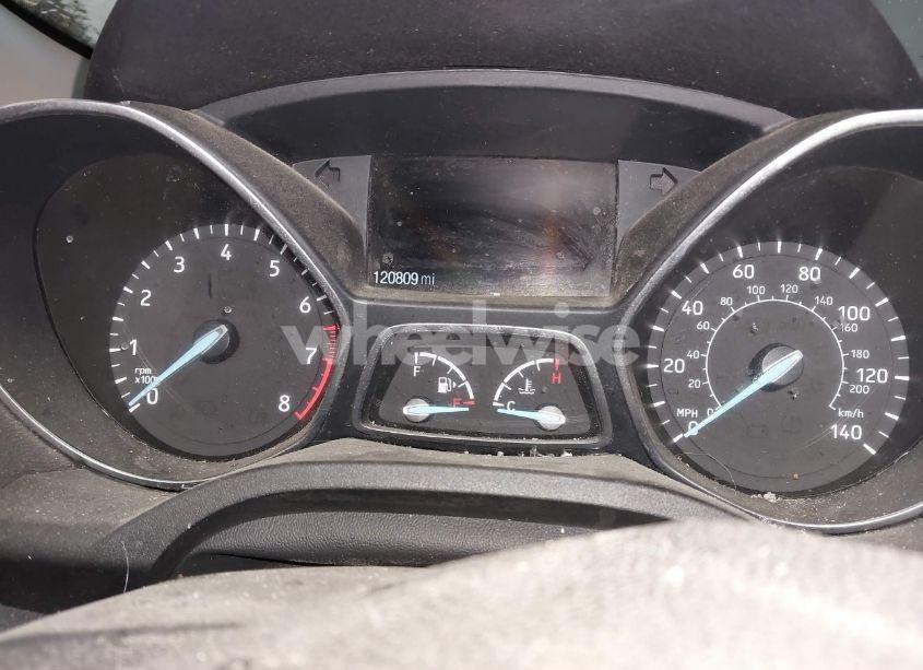 Photo 7 of 2017 Ford Escape SE (VIN 1FMCU9GD9HUB76642)