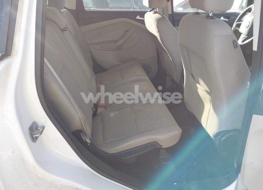 Photo 8 of 2017 Ford Escape SE (VIN 1FMCU9GD9HUB76642)