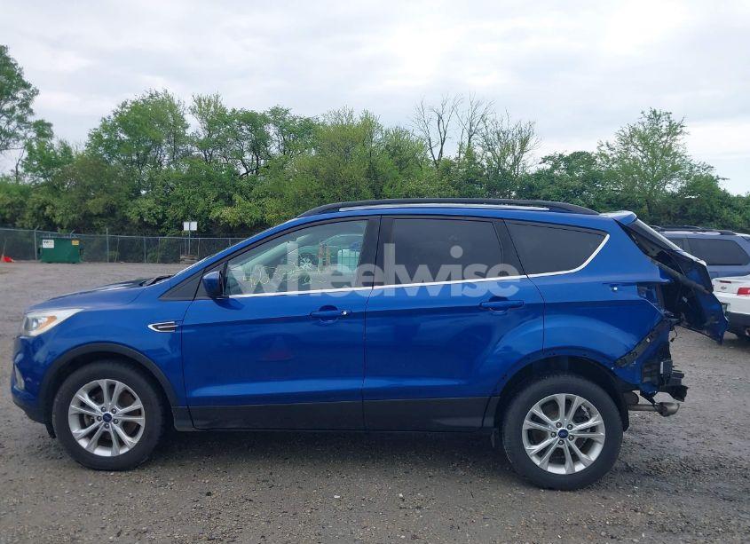 Photo 15 of 2017 Ford Escape SE (VIN 1FMCU9GD9HUB87656)