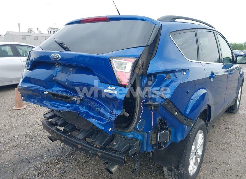 Photo 18 of 2017 Ford Escape SE (VIN 1FMCU9GD9HUB87656)