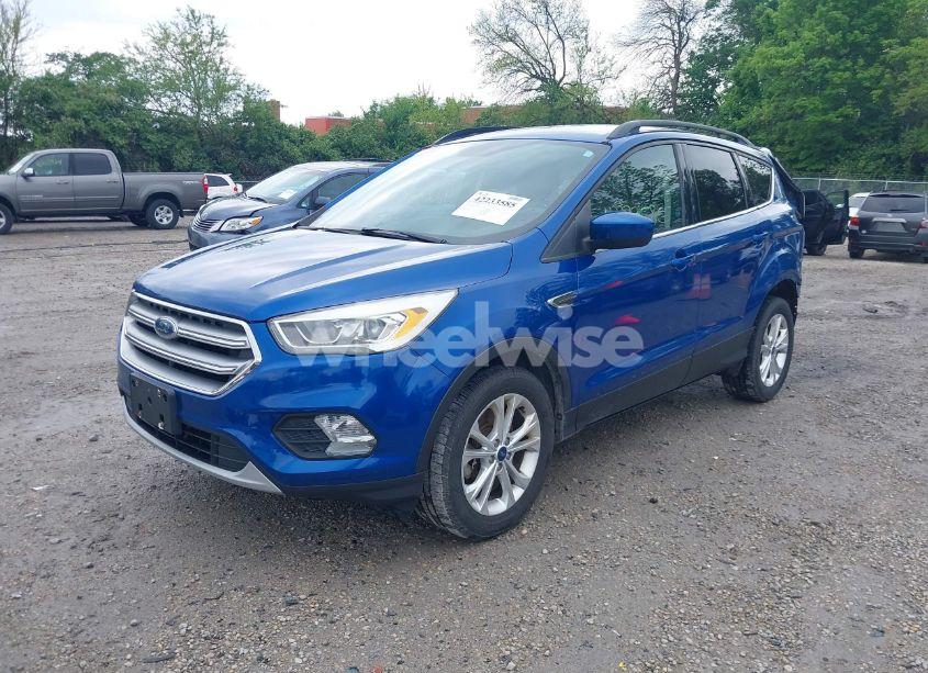 Photo 2 of 2017 Ford Escape SE (VIN 1FMCU9GD9HUB87656)