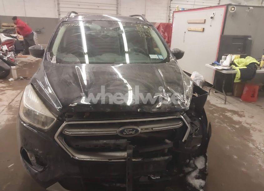 Photo 12 of 2017 Ford Escape SE (VIN 1FMCU9GD9HUB98060)