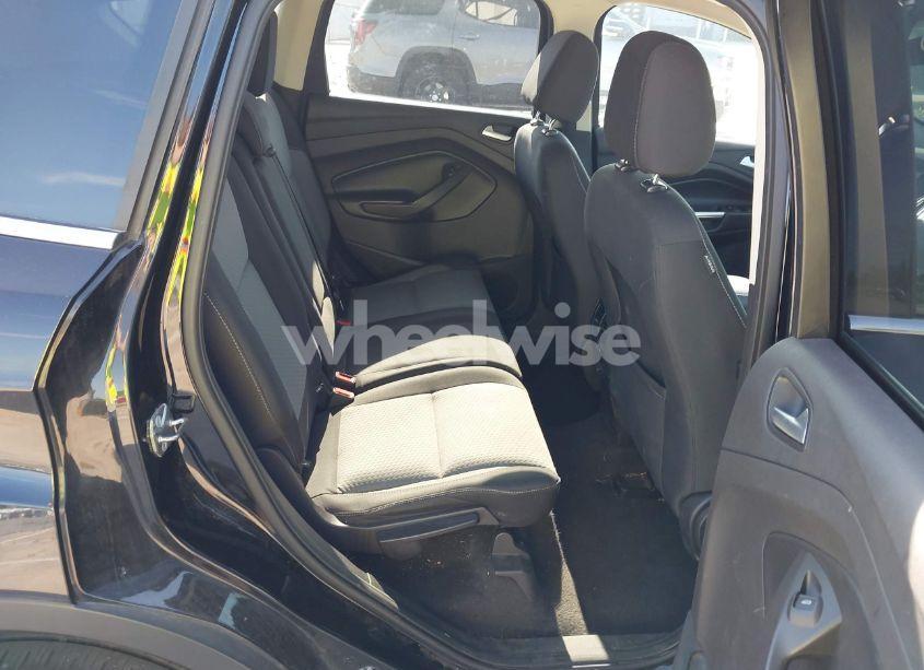 Photo 8 of 2017 Ford Escape SE (VIN 1FMCU9GD9HUC16749)