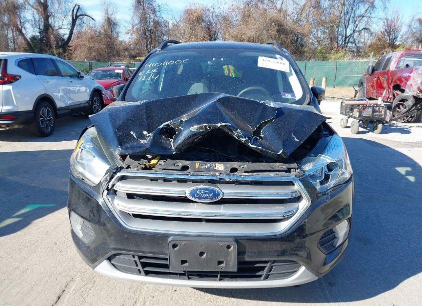 Photo 6 of 2017 Ford Escape SE (VIN 1FMCU9GD9HUC70830)