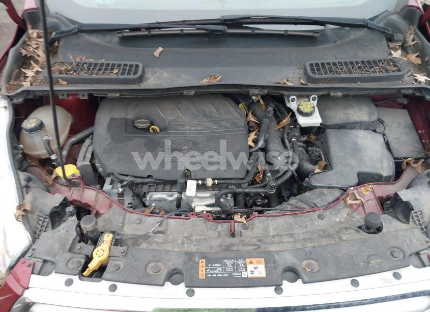 Photo 10 of 2017 Ford Escape SE (VIN 1FMCU9GD9HUC76059)