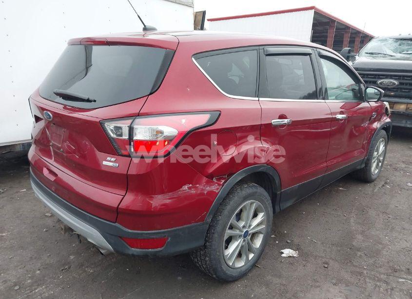 Photo 4 of 2017 Ford Escape SE (VIN 1FMCU9GD9HUC76059)