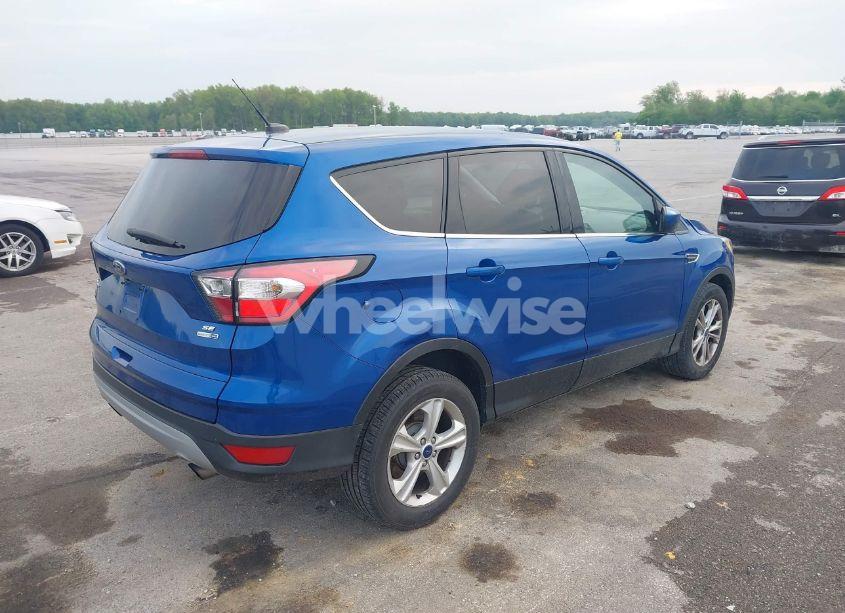 Photo 4 of 2017 Ford Escape SE (VIN 1FMCU9GD9HUD02756)