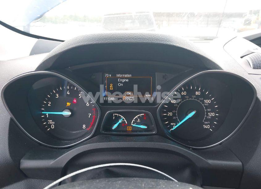 Photo 7 of 2017 Ford Escape SE (VIN 1FMCU9GD9HUD02756)